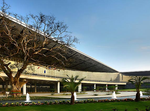 Airport landscaping with sustainable greenery and plantation design